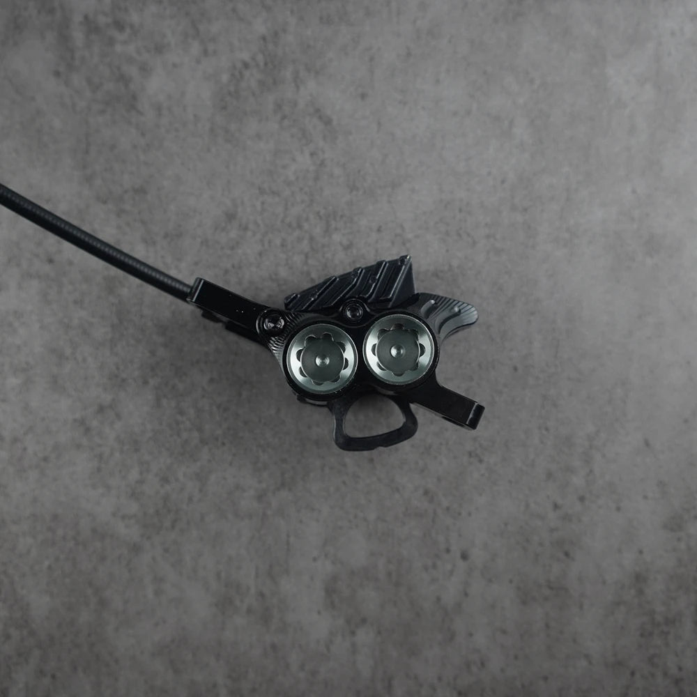 ZRACE M1 X2 / X4 Mountainbike Hydraulische Bremse, Voll CNC Leichtbau, Öldruckscheibe