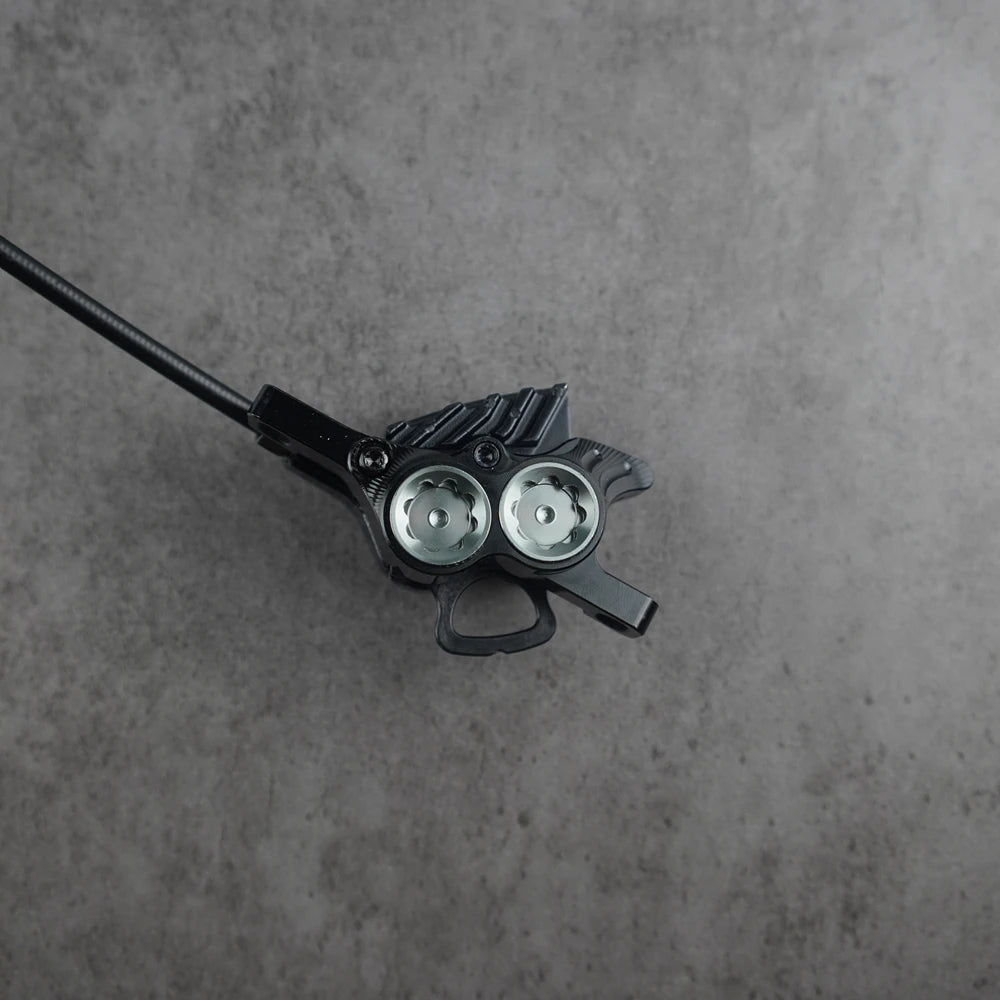 ZRACE M1 X2 / X4 Mountainbike Hydraulische Bremse, Voll CNC Leichtbau, Öldruckscheibe