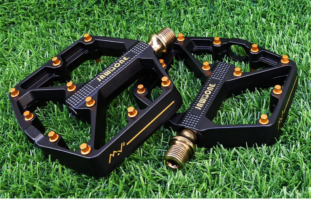 `JAWBONE MTB Flat Pedal | Aluminium 125x104mm CrMo Achse – Trail & Enduro`