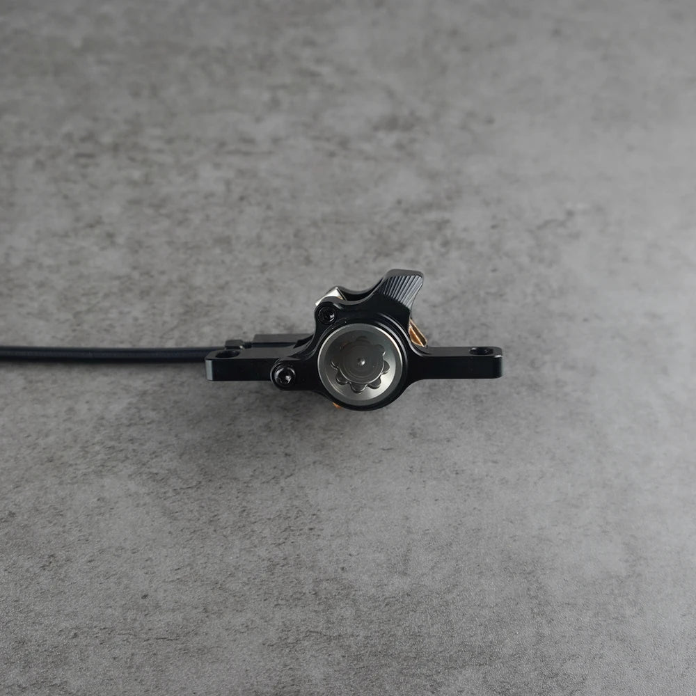 ZRACE M1 X2 / X4 Mountainbike Hydraulische Bremse, Voll CNC Leichtbau, Öldruckscheibe