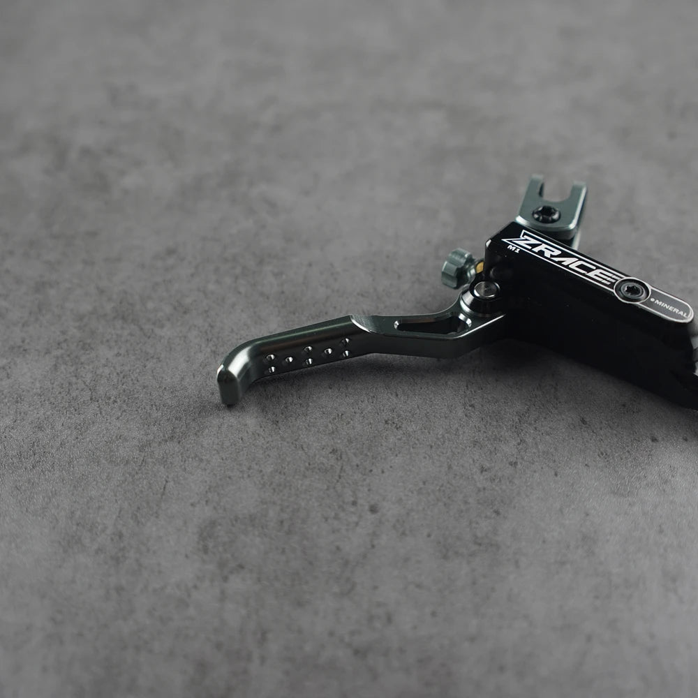 ZRACE M1 X2 / X4 Mountainbike Hydraulische Bremse, Voll CNC Leichtbau, Öldruckscheibe
